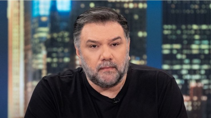 Γνωστή ηθοποιός είπε στον Αρναούτογλου on camera: "Παλιότερα δεν σε συμπαθούσα με αυτά που έκανες" [βίντεο]