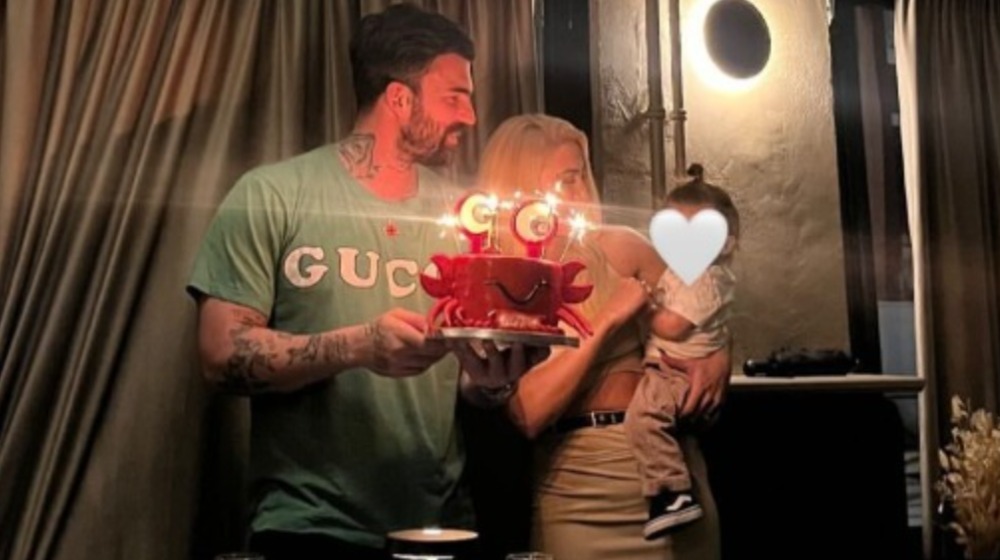 Τούνη - Αλεξάνδρου: Γιόρτασαν τα πρώτα γενέθλια του γιου τους, Πάρη [εικόνες & βίντεο]