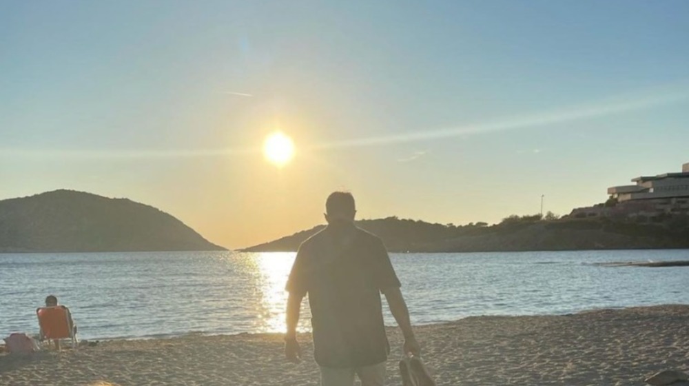 Κύπριος παρουσιαστής σχολιάζει τις φήμες για είσοδο στο Survivor: "Παιδιά μπαίνω" [εικόνες]