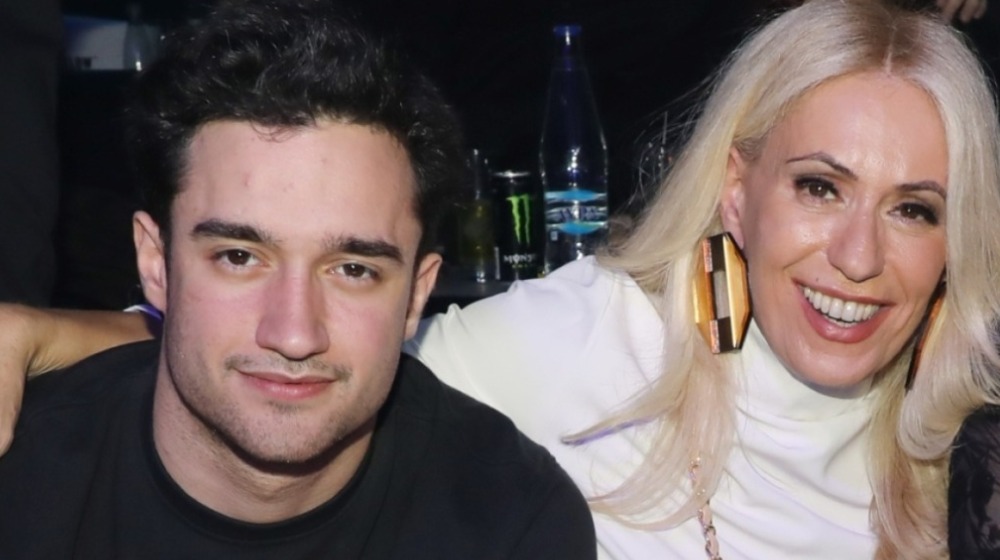 Ο γιος της Μαρίας Μπακοδήμου για τη μητέρα του: "Θα της στείλω εξώδικο" 