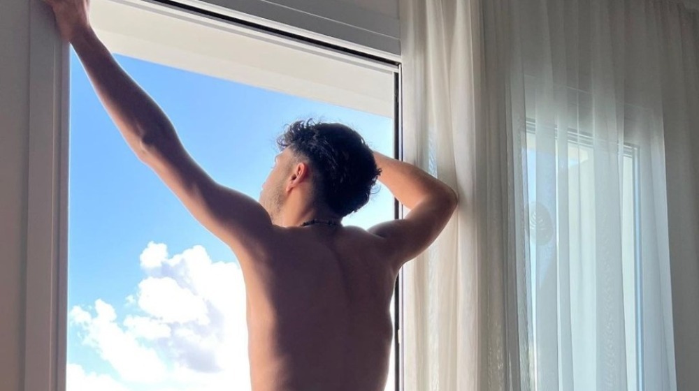 Κύπριος τραγουδιστής: "O πιο μεγάλος μου στόχος είναι να βρεθώ στη σκηνή της Eurovision"