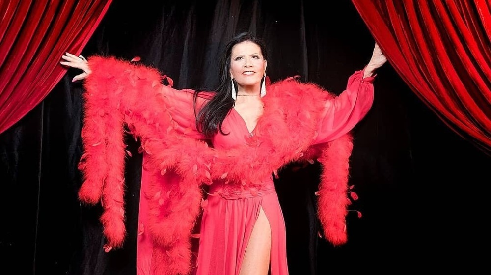 Ξεσπά η Ζωζώ Σαπουντζάκη μέσα από το νοσοκομείο - " Είμαι ζωντανή! Ντροπή τους"