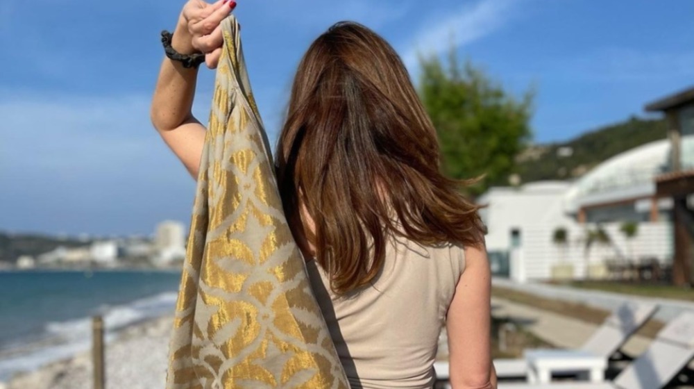 Ελληνίδα ηθοποιός: "Αισθάνομαι τόσο κουρασμένη που θα ήθελα να έχω έναν 80αρη δίπλα μου"