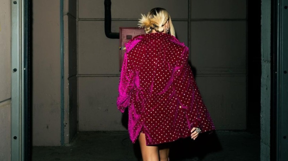 Ελληνίδα τραγουδίστρια: "Bαφτίστηκα πριν από περίπου 5 χρόνια - Νονά ήταν η γιαγιά μου"