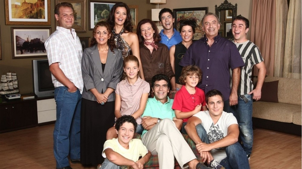 "Ευτυχισμένοι μαζί" - Το απολαυστικό reunion 15 χρόνια μετά και η θρυλική σκηνή που έπαιξαν ξανά [βίντεο]