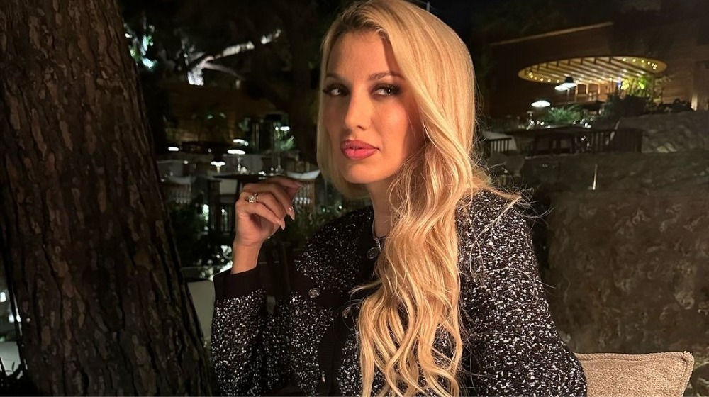 Κωνσταντίνα Σπυροπούλου: Η αγκαλιά και το φιλί στον γιο της για τη γιορτή του [εικόνα]